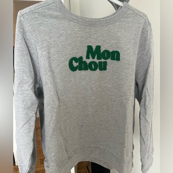 Grey Sweater with Teddy Bear Fluff French Saying - Picture 2 of 3